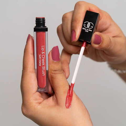 Glow & Glee Lip & Cheek Blush Soft Matte 312 Couple Kiss 8Ml - Vitamins House